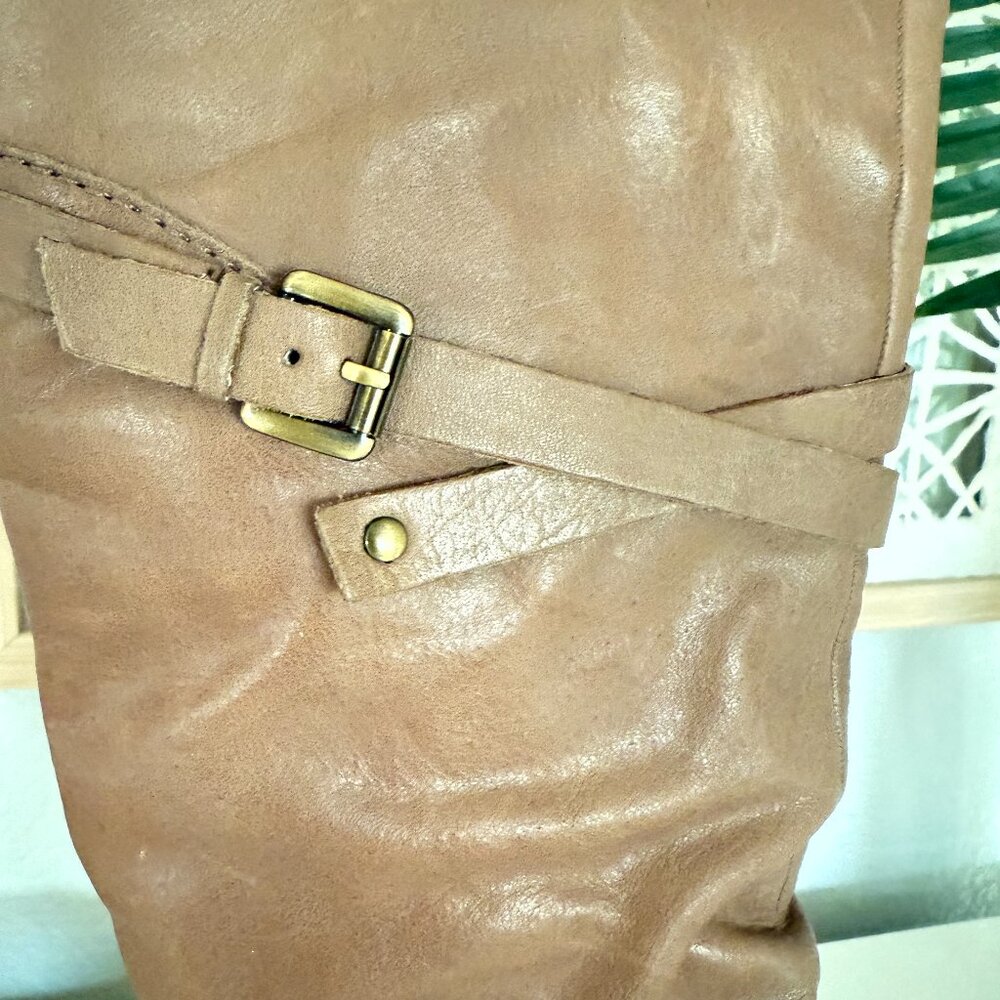 Guess Tall Wedge Boot Caramel Color Size 6.5 - image 2